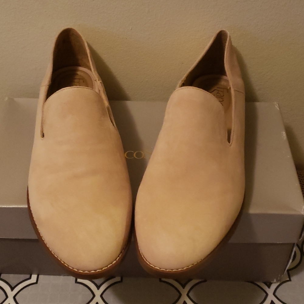 SOLD New in box Franco Sarto

Haylee size 8